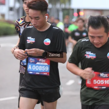 Runner Photo 3693950