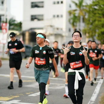 Runner Photo 3693971