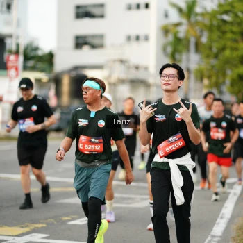 Runner Photo 3693979
