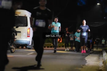Runner Photo 3694002