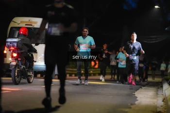 Runner Photo 3694016