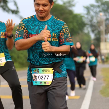 Runner Photo 3694020