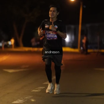 Runner Photo 3694026
