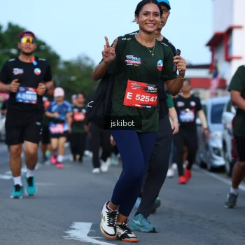 Runner Photo 3694028