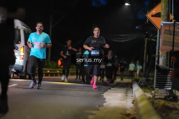 Runner Photo 3694030