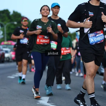 Runner Photo 3694035