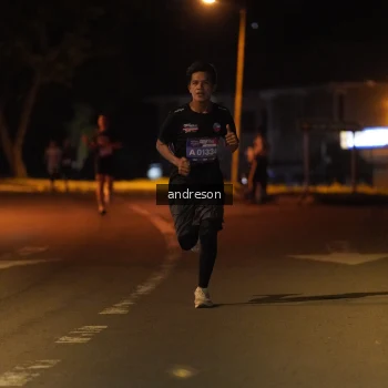 Runner Photo 3694046