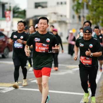 Runner Photo 3694057