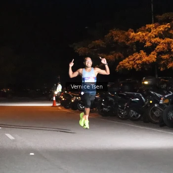 Runner Photo 3694066