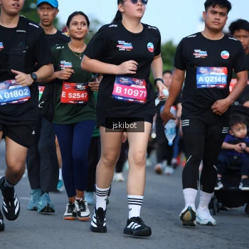 Runner Photo 3694067