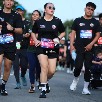 Runner Photo 3694070