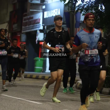 Runner Photo 3694079