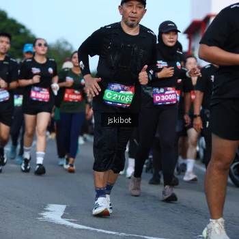 Runner Photo 3694097