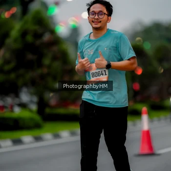 Runner Photo 3694106