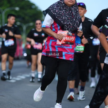Runner Photo 3694108