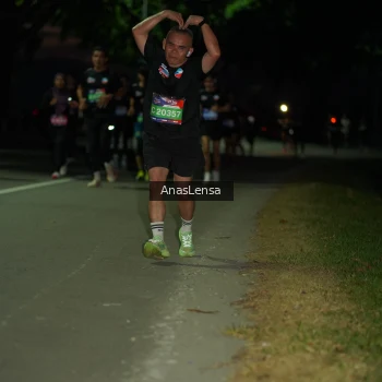 Runner Photo 3694109