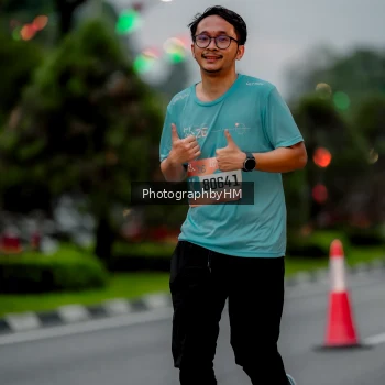 Runner Photo 3694110