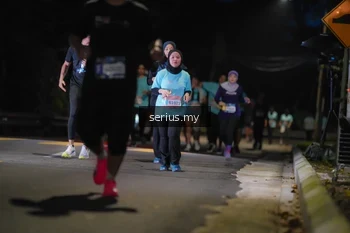 Runner Photo 3694116