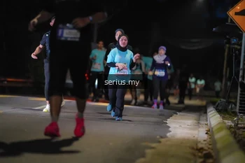Runner Photo 3694133