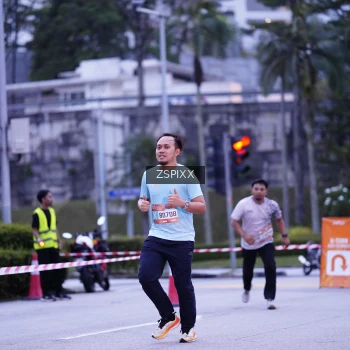 Runner Photo 3694225
