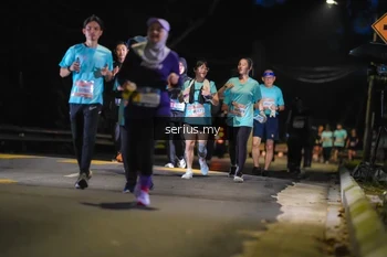 Runner Photo 3694277