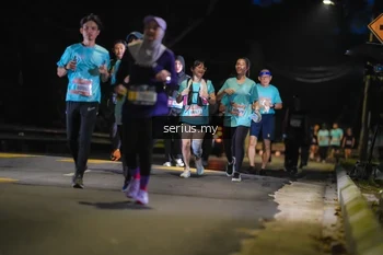 Runner Photo 3694278