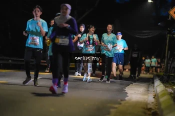 Runner Photo 3694296