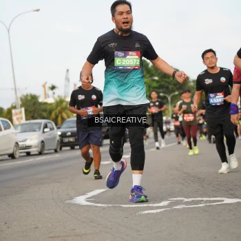 Runner Photo 3694304