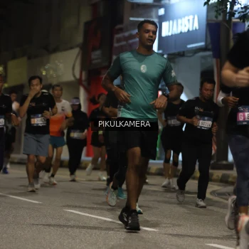 Runner Photo 3694305
