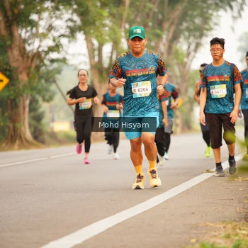 Runner Photo 3694321