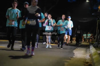 Runner Photo 3694332