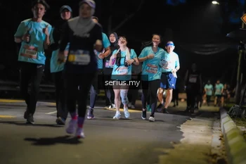 Runner Photo 3694334