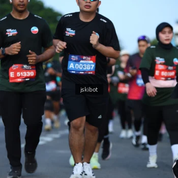 Runner Photo 3694344