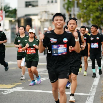 Runner Photo 3694359