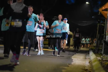 Runner Photo 3694370