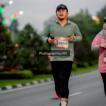 Runner Photo 3694381