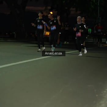 Runner Photo 3694386