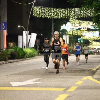 Runner Photo 3694392