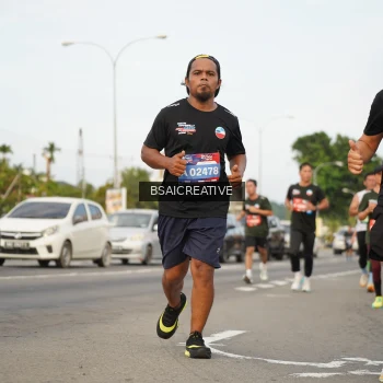 Runner Photo 3694394