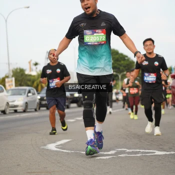 Runner Photo 3694401