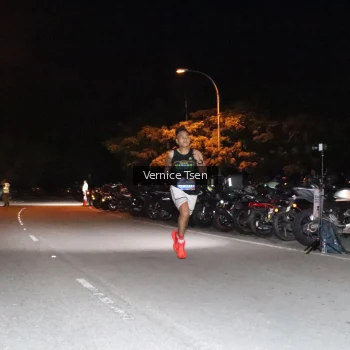 Runner Photo 3694404