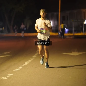 Runner Photo 3694408