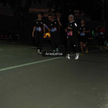 Runner Photo 3694412