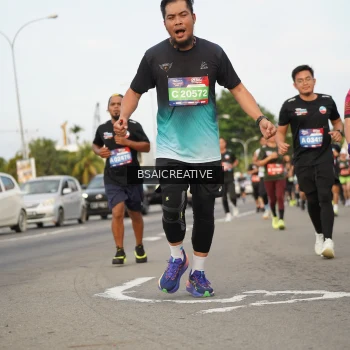 Runner Photo 3694413