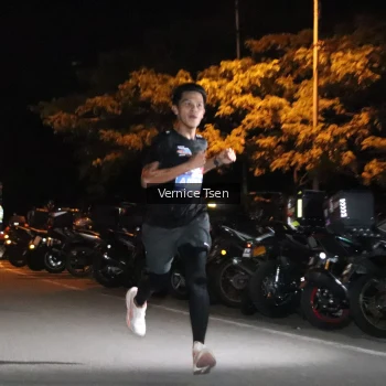 Runner Photo 3694428