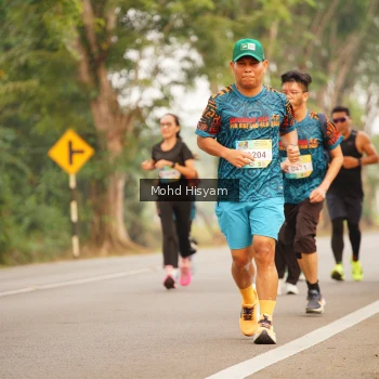 Runner Photo 3694435