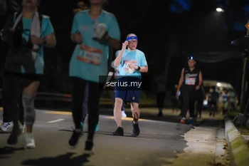 Runner Photo 3694439
