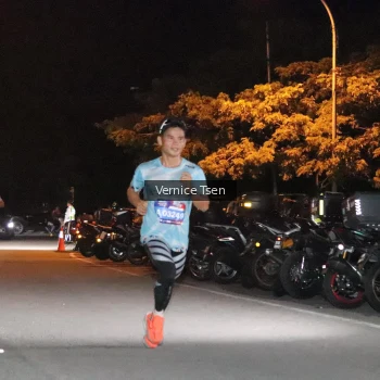 Runner Photo 3694452