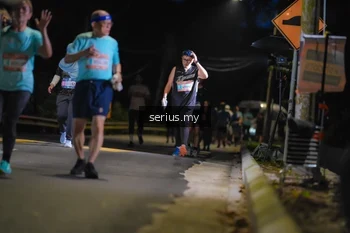 Runner Photo 3694455