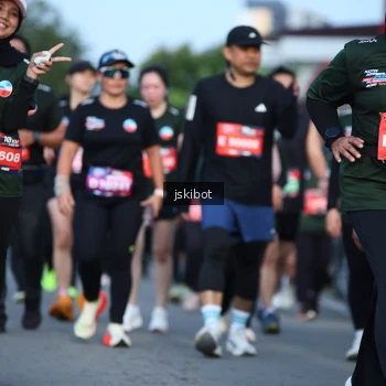 Runner Photo 3694459